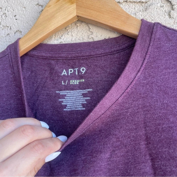 Apt 9 Men’s Maroon Gray Color Block Premium Flex Short Sleeve T-shirt Size Large - Picture 2 of 3